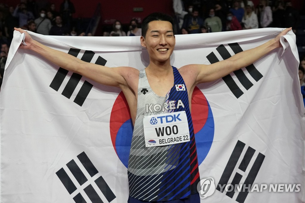 높이뛰기 우상혁, 한국인 최초 세계실내육상선수권 우승…2ｍ34(종합2보)