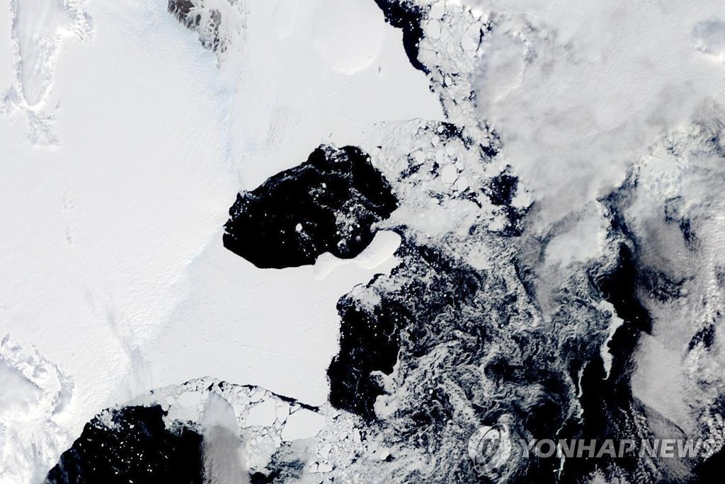 이상고온 남극 동부에서 로마 크기 얼음덩어리 붕괴