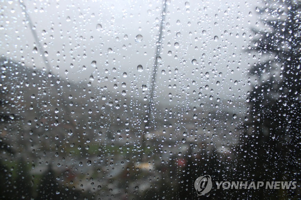 비 내리는 전북…내일까지 10∼40㎜ 예보 | 한국경제 비 내리는 전북…내일까지 10∼40㎜ 예보