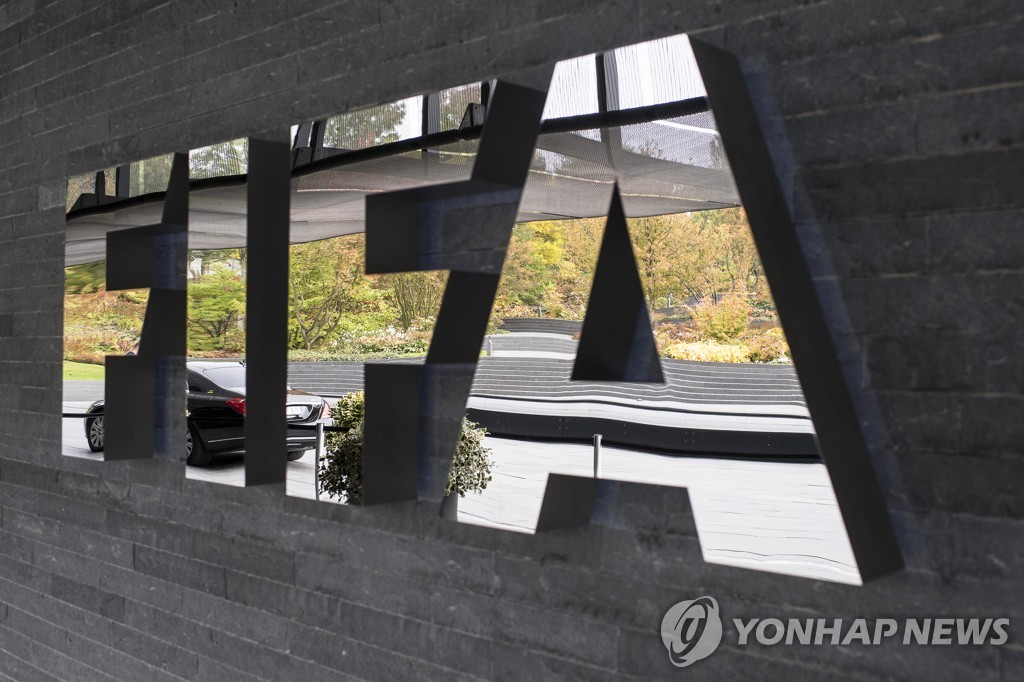 [우크라 침공] 러시아, 올해 카타르 월드컵서 퇴출…FIFA 추가 징계(종합)