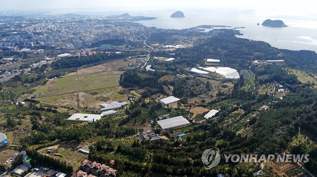 제주 부동산 투자 이민제 '보완 통한 연장' 의견 많아