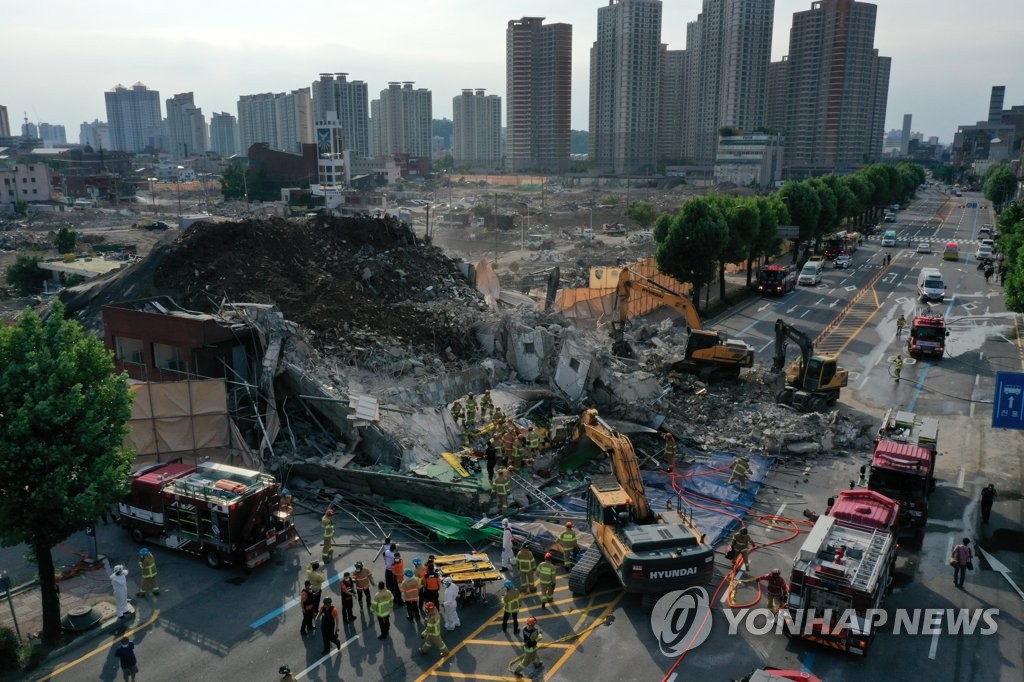 광주 학동 붕괴참사 재판 두달 만에 재개…'과도한 살수' 공방