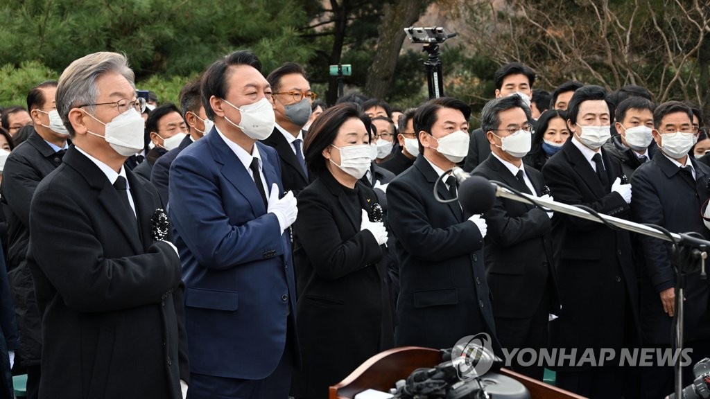 尹, '나라에 도둑 많다' 이재명에 "어이 없어…뻔뻔한 사람"