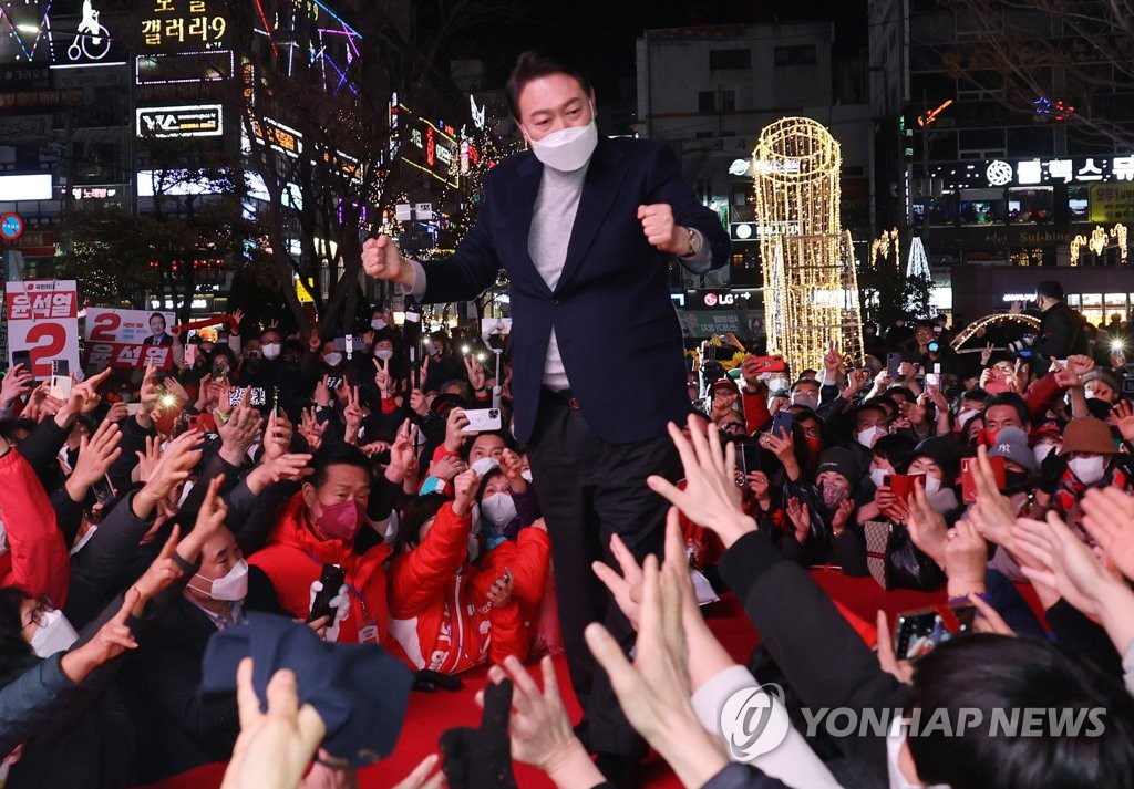 [윤석열 당선] 윤석열 58%·이재명 37%…'보수 텃밭'으로 돌아간 경남