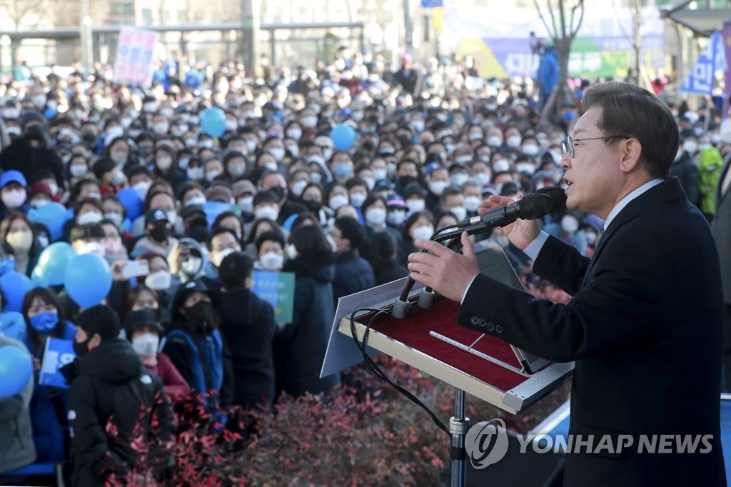 '마지막 주말' 서울강북 누빈 李…인물론 부각 중도층에 '올인'