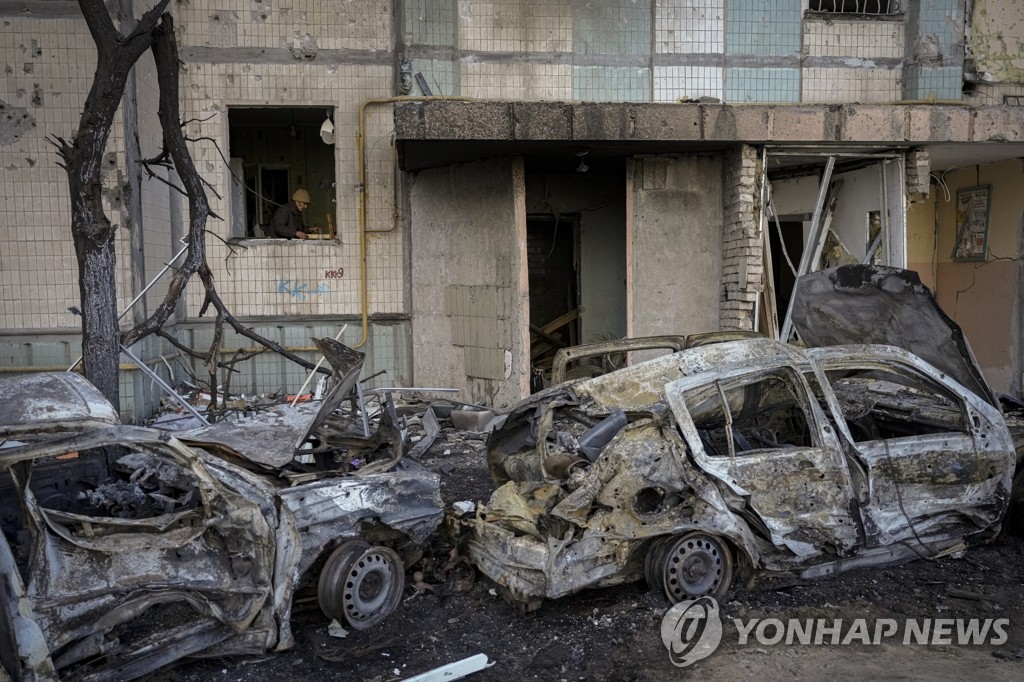 아베가 푸틴 27번 만나 공들였는데…쿠릴분쟁 해결 물건너가