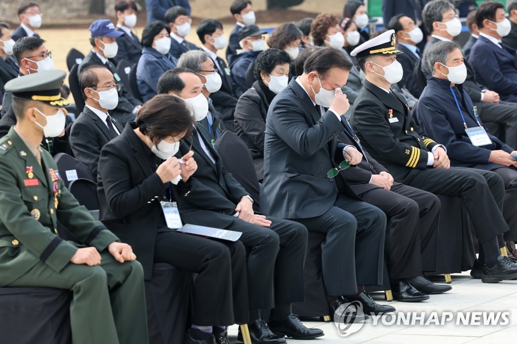 서해수호의 날 기념식…"영웅들의 투혼·애국심 잊히지 않을 것"(종합)