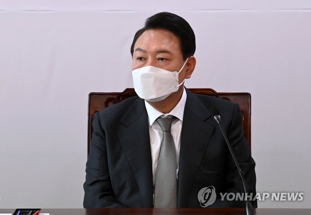 '퀀텀점프해야 양극화 해결' 尹당선인, 경제 업무보고