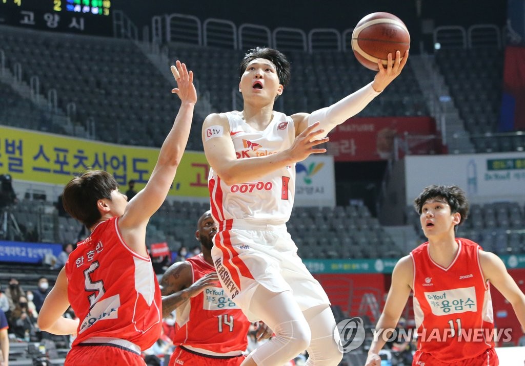 복귀전서 SK 정규리그 1위 이끈 김선형 "이제 시작이야"