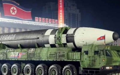 [속보] 美 "북한, 최근 2차례 신형 ICBM 시스템 시험"