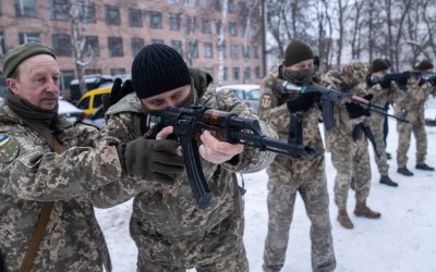 "총 들고 우크라이나 가겠다"…美 전역군인 수천명 자원