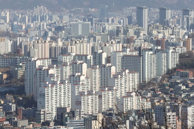 서울 남산에서 내려본 아파트 전경. 사진=연합뉴스