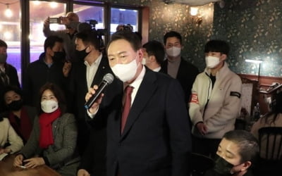 윤석열 "李, 우크라이나 국민 조롱…北남침도 우리가 자초했나"