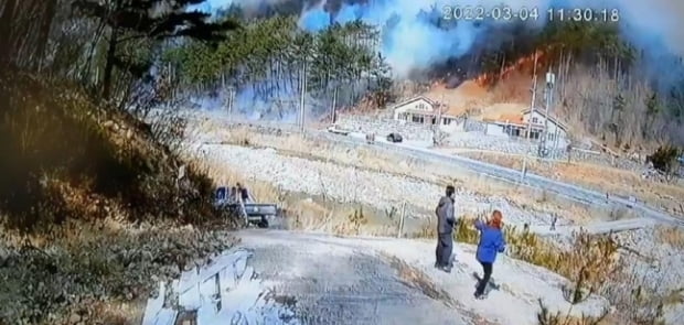 [동해안 산불] 원인조사 본격화…산림청장 "실화 추정, 용의자 특정 아직 안돼"