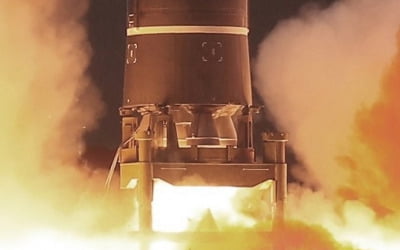 외신 "북, 존재감 드러내려 우크라 전쟁중 ICBM 발사"
