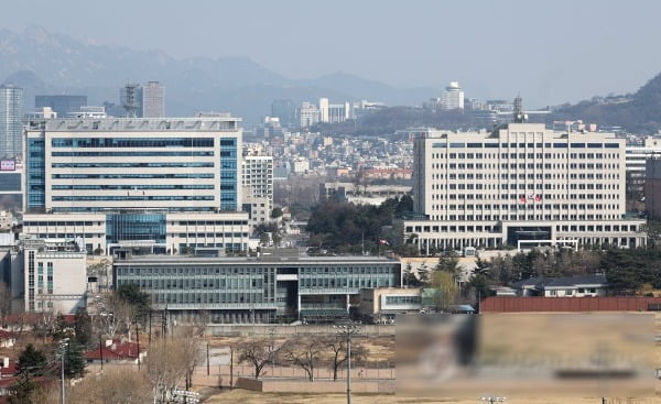 靑, 용산 이전 예산 단계적 승인 제안…내일 尹측과 실무 협의