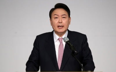 尹 "안철수, 정부서 중요한 역할…손실보상 인수위서 검토"