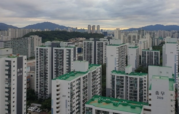 경기도 군포시 산본 신도시의 아파트 단지 전경. 사진=한경DB