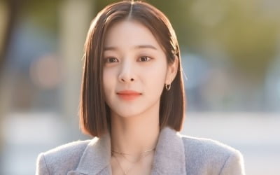 '사내맞선' 설인아, 김수현·서예지와 한솥밥…전속계약 체결
