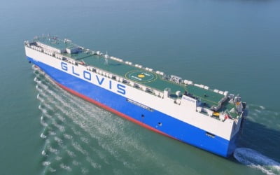 한국조선, LNG추진선 8척 수주…올해 수주목표 50% 달성 