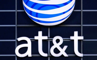 AT&T, 1분기 매출 381억 달러, 조정 후 주당순이익 77 센트