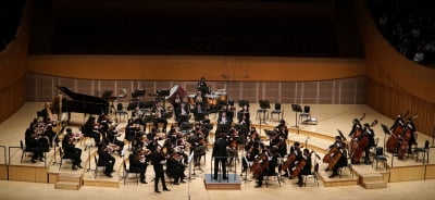 [포토] 한경아르떼필하모닉, '한국을 이끄는 음악가 첫 번째'