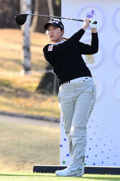 [포토] 김윤교, '페어웨이 중앙을 향해~'