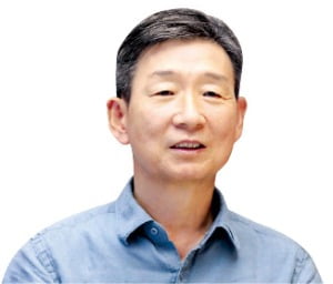 "脫통신 성공 위해선 고객의 시간 붙잡아야"