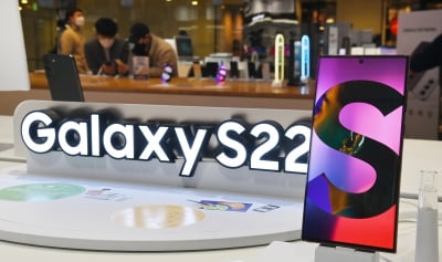 삼성전자 갤럭시S 22, 6주 만에 한국 판매 100만 대 기록