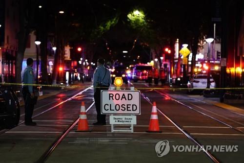 美 새크라멘토서 휴일 새벽 총기난사…6명 사망·10명 부상(종합)