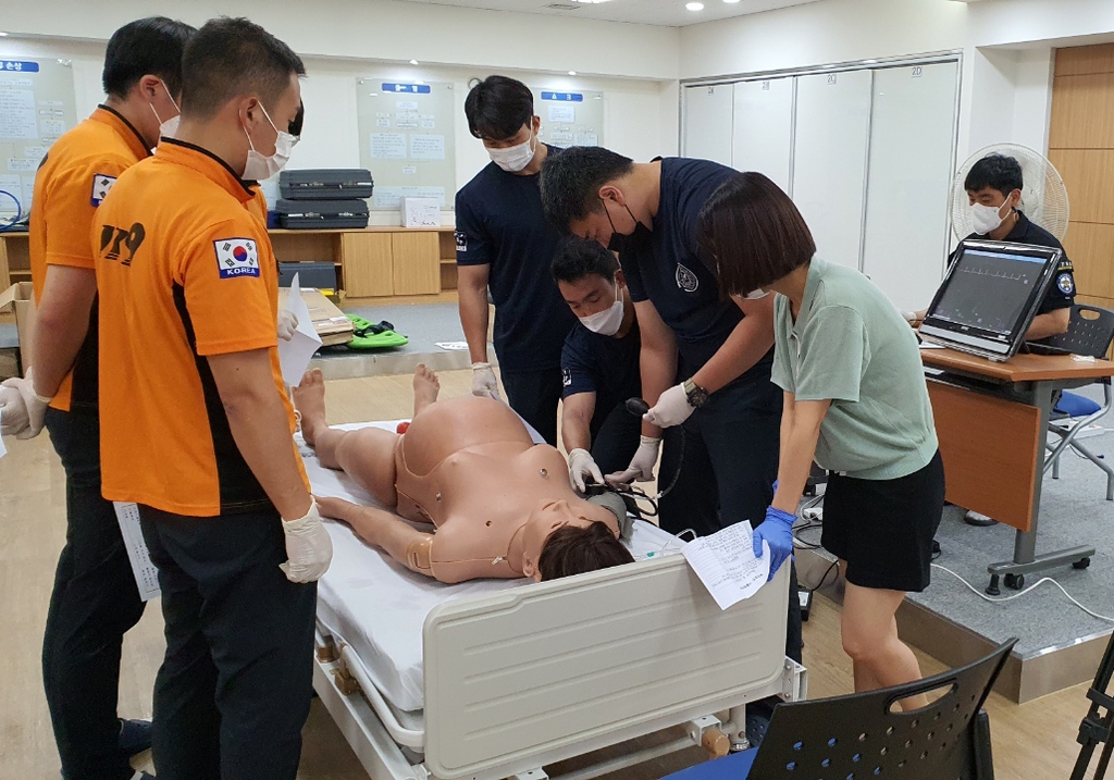 '분만 취약지 한계 극복하자'…강원소방 현장 응급분만 교육