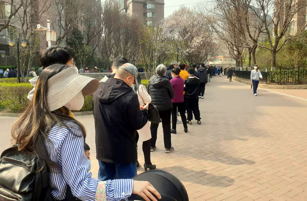 '확진보다 두려운 시설격리'…베이징 한인 밀집지역 코로나 비상