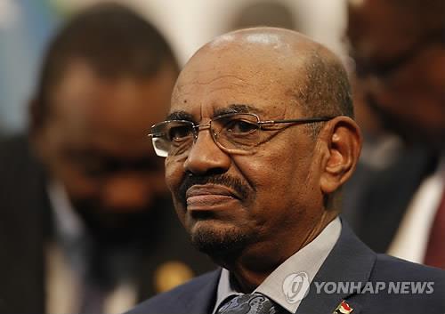 수단 다르푸르 학살자, ICC 법정에…"혐의 열거에만 6시간"
