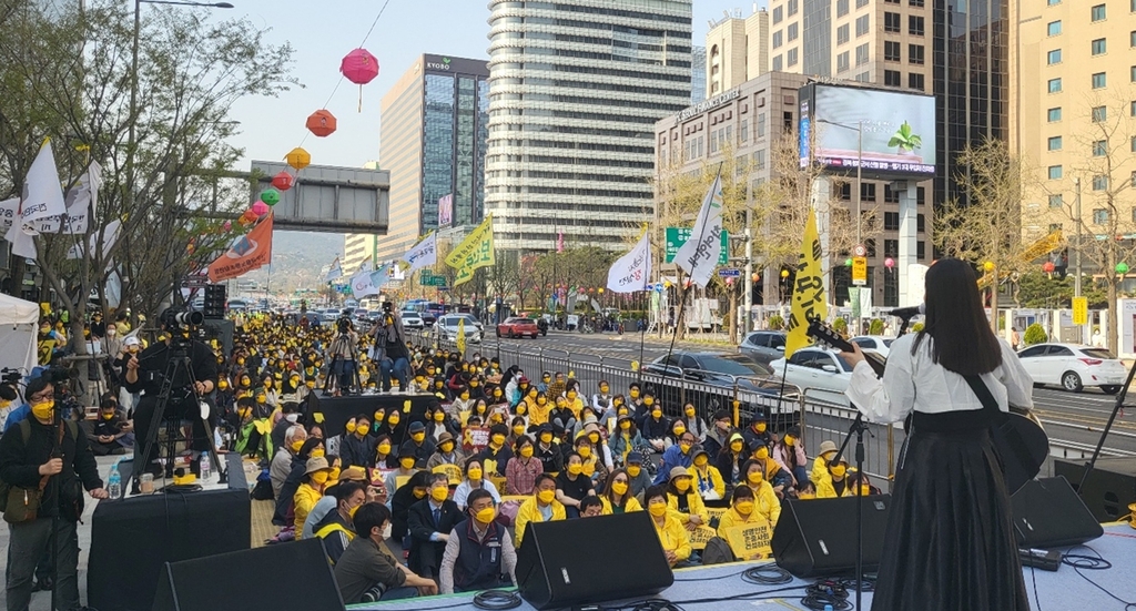 세월호 국민대회·또 열린 '전광훈 집회'…주말 도심 곳곳 집회