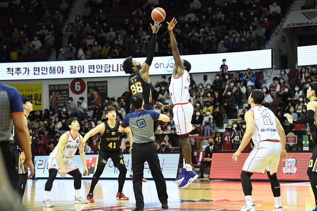 스펠맨 빠진 인삼공사, 한국가스공사 꺾고 포스트시즌 11연승