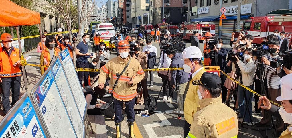 오세훈, 영등포 고시원 화재 현장 방문…"스프링클러 일제 점검"