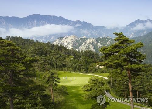 "북한, 금강산 아난티 골프 리조트도 철거 시작"