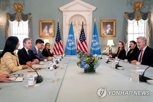 [우크라 침공] 美국무 "난민문제 지원…세계 난민수 한국 인구보다 많아"