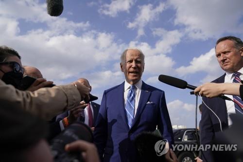 또 논란부른 바이든 '제노사이드' 언급…"신중해야" "절대 옳아"