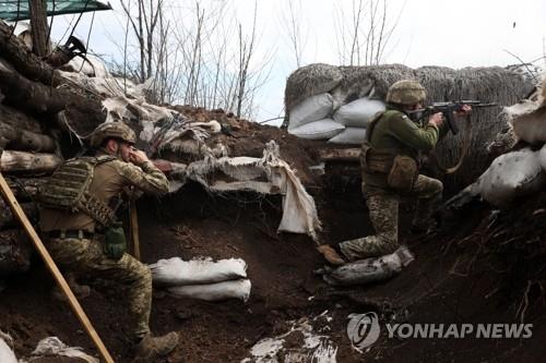 [우크라 침공] 젤렌스키 "돈바스 포기 못 해…전쟁 전체에 영향" 결사항전 의지