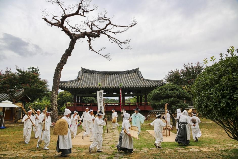 보물 밀양향교에서 10월까지 '선비풍류' 공연 열린다