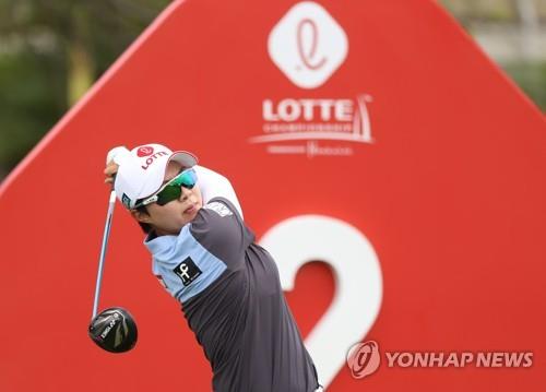 박현경, 44년 역사 KLPGA 챔피언십에서 3연패 도전