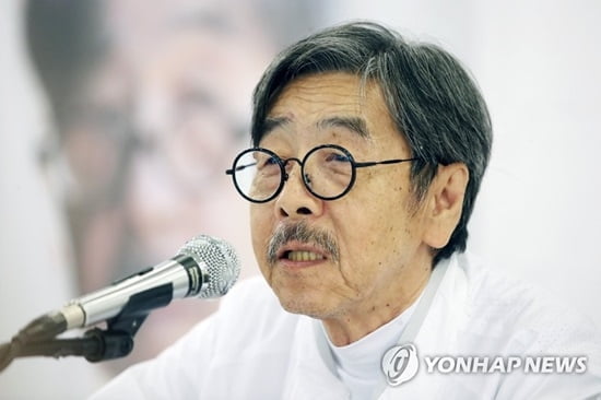 [속보] 소설가 이외수, 투병 중 별세