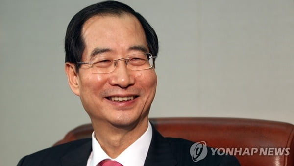 새 정부 초대 국무총리에 한덕수 지명…"경제안보 적임자"