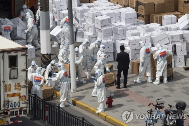 美 , '봉쇄 장기화' 상하이 영사관 비필수인력 철수 명령