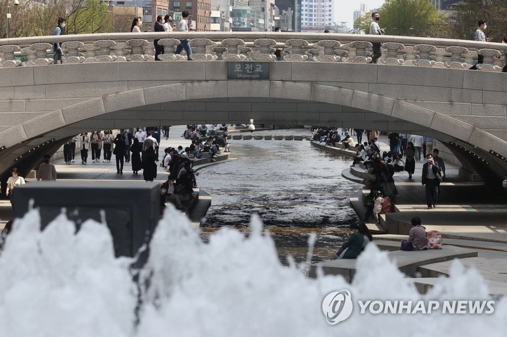 맑고 포근한 일요일…수도권 한때 미세먼지 '나쁨'