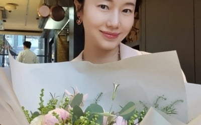 '연하 의사♥' 이정현, 임신→"결혼 3주년"에 '입 호강'…"서프라이즈 다 들키는 신랑" [TEN★]