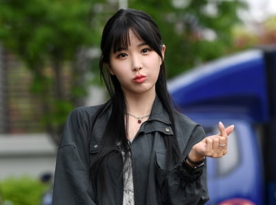 [TEN 포토] 조현영 '심쿵 하트'