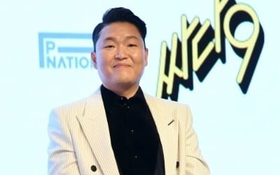 '컴백' 싸이 "방탄소년단 슈가가 먼저 프로듀싱 하고 싶다고…고마운 마음"