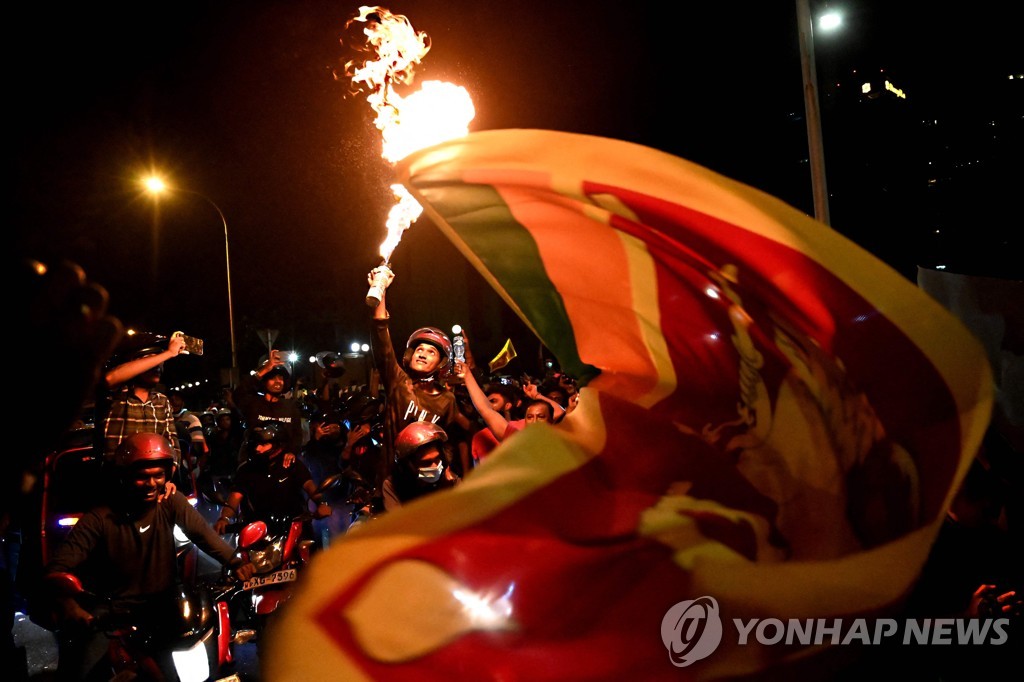 [월드&포토] 물가 급등·생활고에 지구촌 곳곳 민심 폭발